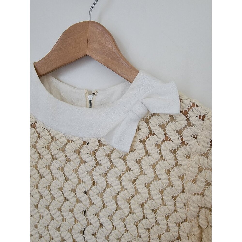 Vintage Crochet Knit Dress w/ Bow Detail Short Sleeves & Back Zip Closure Sz S/M - Picture 4 of 5
